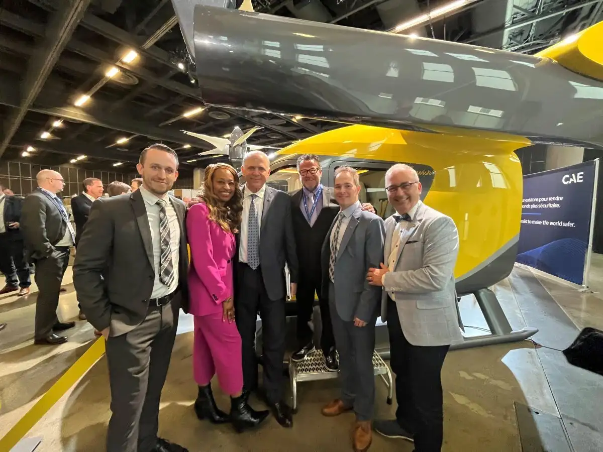 Participants à l'annonce de la zone d'innovation